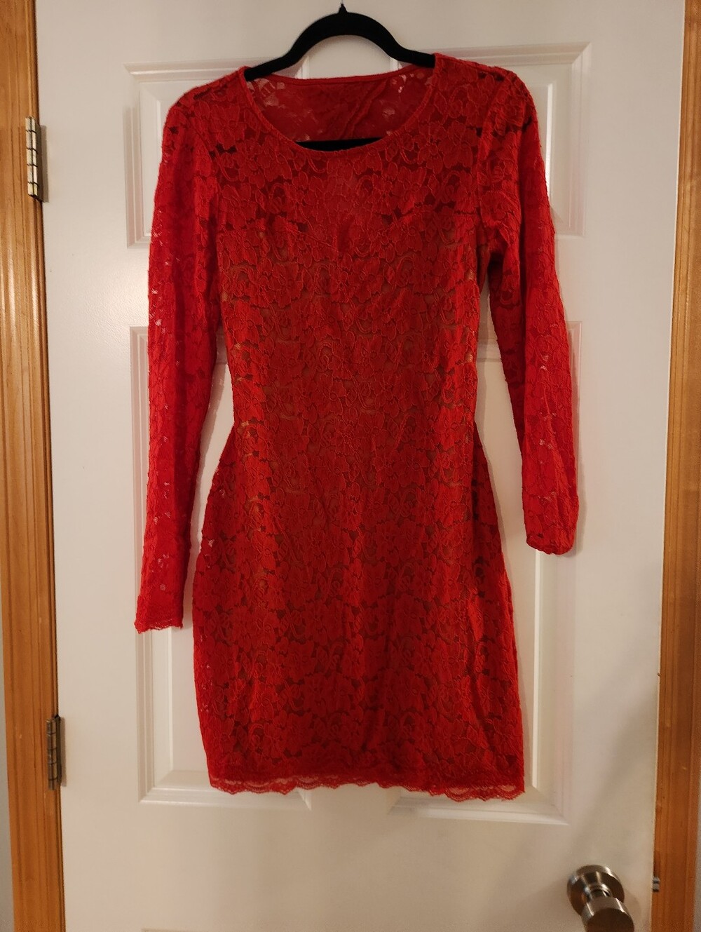 Express Red Lace Long-Sleeve Sheath Dress